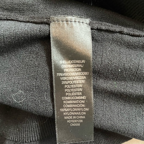 Adriana Papell Short Sleeve Mixed Media Sweater - Picture 2 of 4